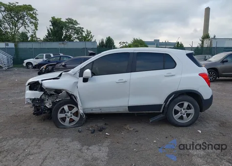 2016 Chevrolet Trax 1Ls z USA, uszkodzony, nr VIN 3GNCJNSB7GL239345